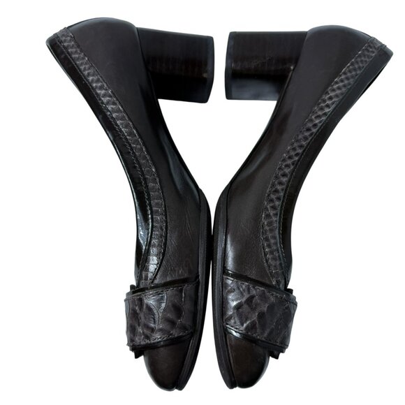 Tory Burch “Rita” Brown Leather Heels | Logo Detail | Size 5.5M - Picture 3 of 8